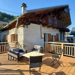 https://maison-de-montagne-face-aux-arcs.hotels-rhonealpes.com