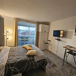https://studio-sanary-sur-mer-proche-gare.fr-provencehotel.com